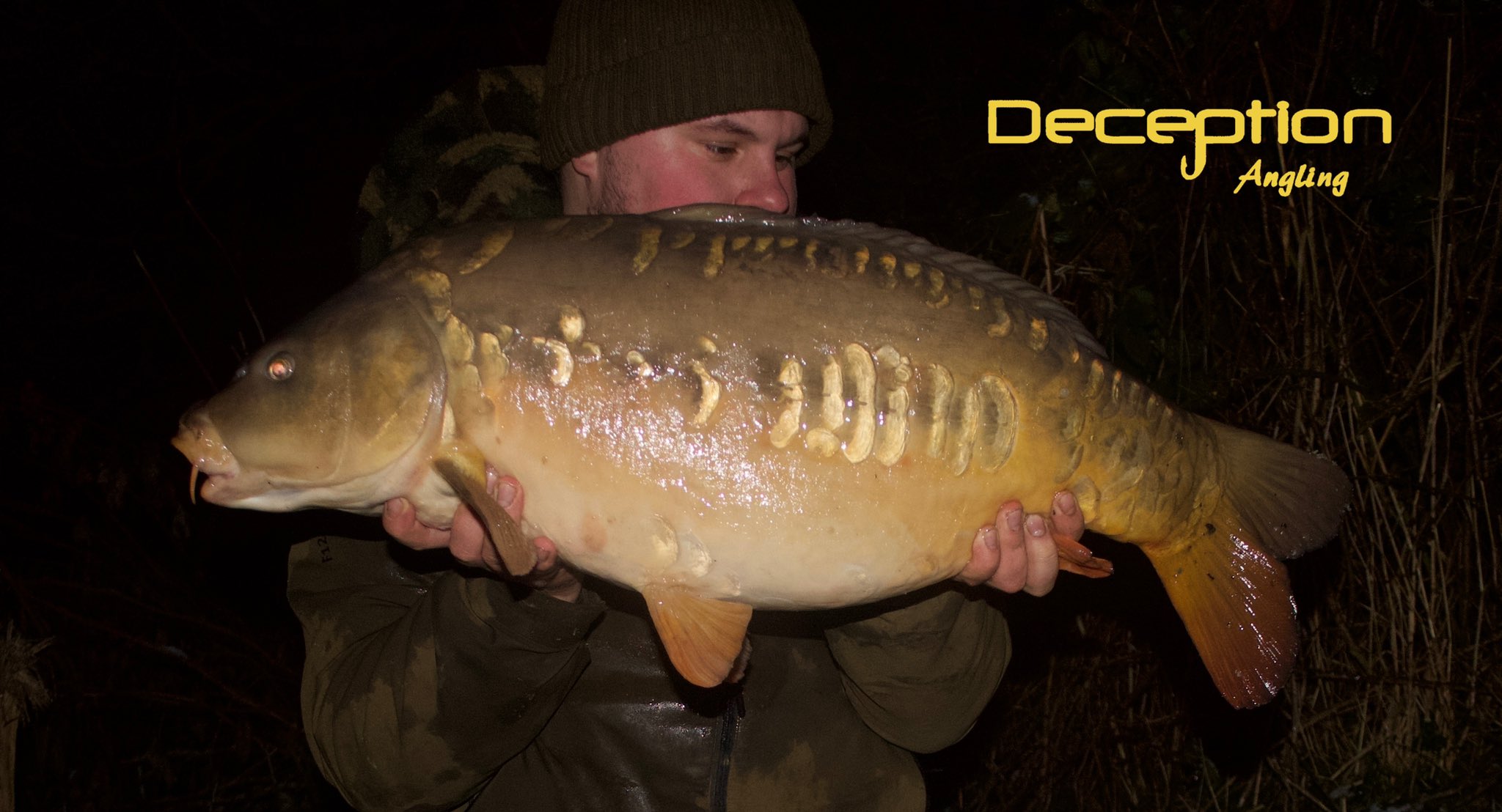 Deception Angling UK on X: Team member Reece Bestwick had a session Friday  evening, landing 6 fish up to low 20's. All caught using D-X Curves in size  4, green rig Aligners