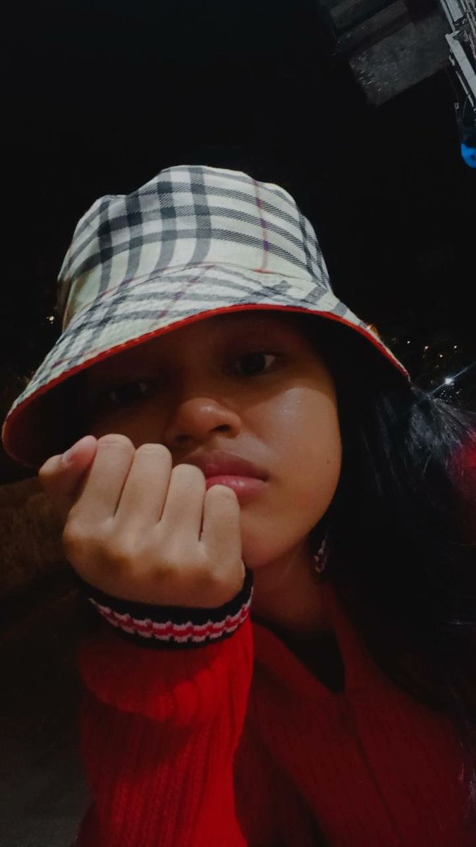 Jeongalcntra's tweet photo. First osd of the year...probably the last one lol. 🤩

#osd #onceselcaday @JYPETWICE https://t.co/LTfc5M5vvu