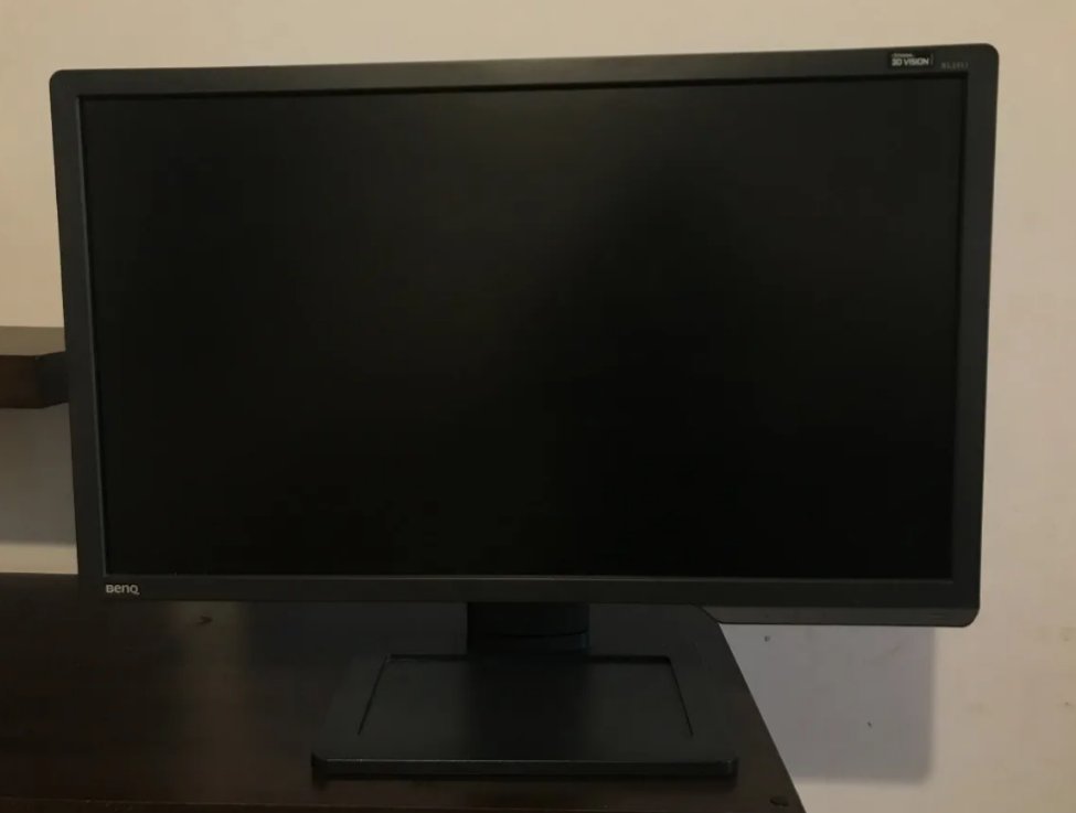 Vendo 144hz Monitor Zowie Xl2411. Tiempo de uso 1 año. Viene con caja y anda perfecto. Necesito la plata, lo estoy vendiendo a muy buen precio.