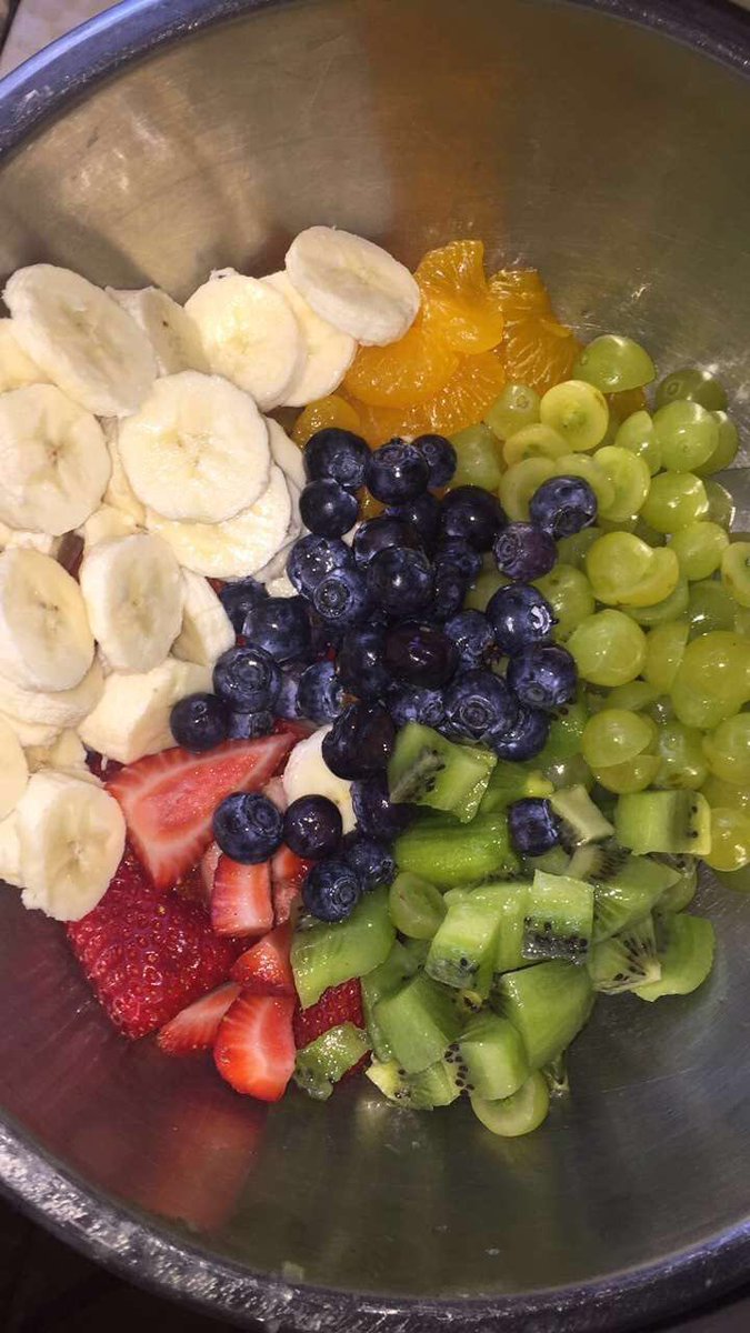 stella_rogan's tweet photo. Breakfast 😋 https://t.co/se5IWQ1OXO