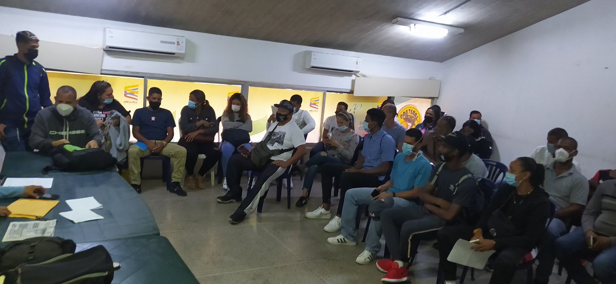 AsobasketM's tweet image. Con una extraordinaria participación de los clubes que hacen vida deportiva en nuestro estado, se realizó la asamblea para elegir a la comisión electoral que se encargará de llevar el proceso eleccionario de la asociación de baloncesto del estado Miranda