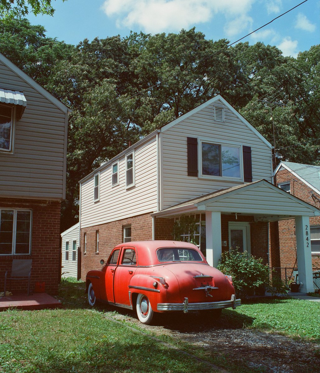 rollsnoroyce's tweet photo. seeing red #120film https://t.co/GEbEgIEUPJ
