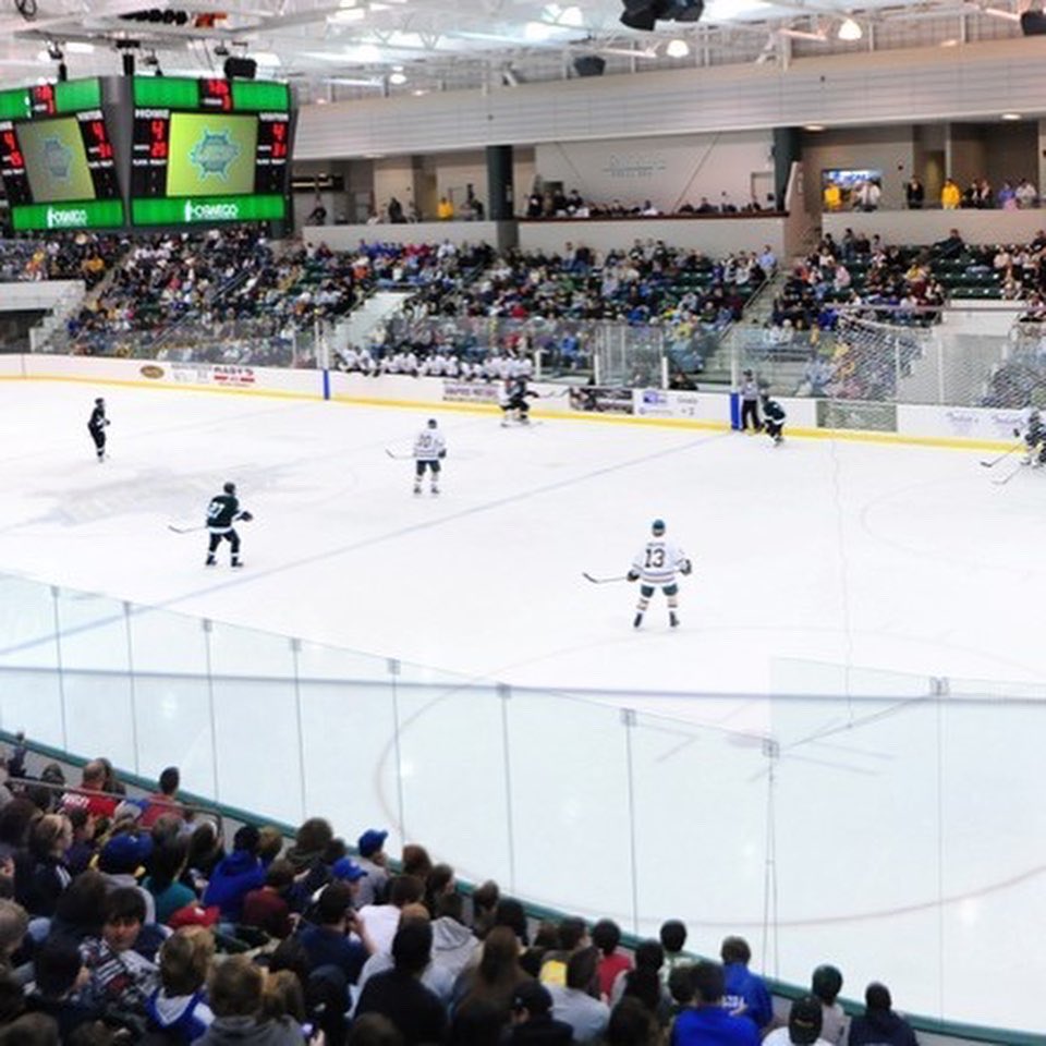 CalSchell1's tweet image. I’d like to announce my commitment to further my academic and athletic career at Oswego State. I’d like to thank my family, friends, billets, coaches and teammates for helping me get to where I am today. I’m very excited for what the future holds!!
@OswegoMHockey 
@FFBombers