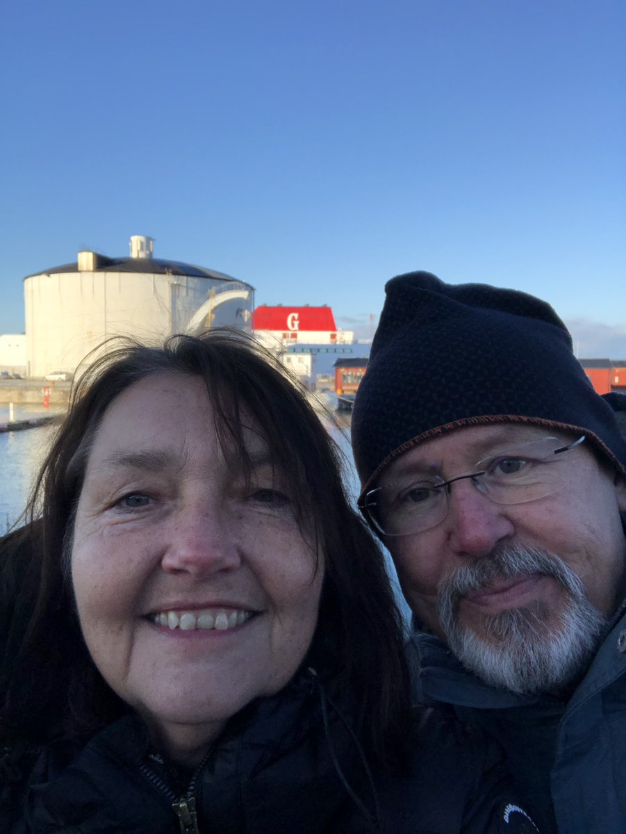 Kärt återseende <a href="/PitebonThomas/">Thomas Nilsson</a> i ett kyligt men soligt Visby. Alltid så inspirerande diskussioner om spelansvar och livet😊#spelansvar