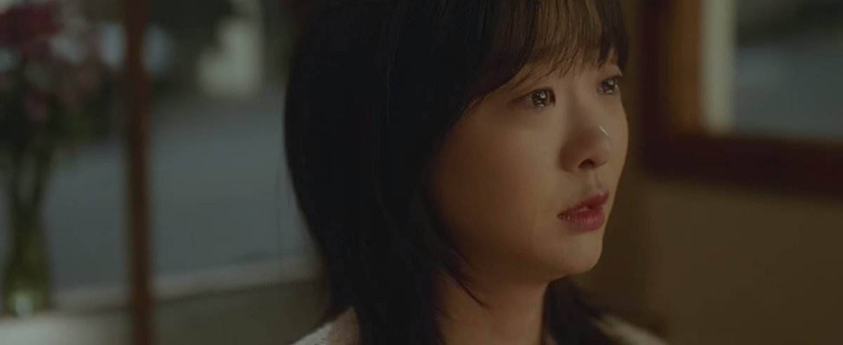 kdramadaisy's tweet photo. #OurBelovedSummer is a romcom.

the romcom: https://t.co/MRJAsNsEnc