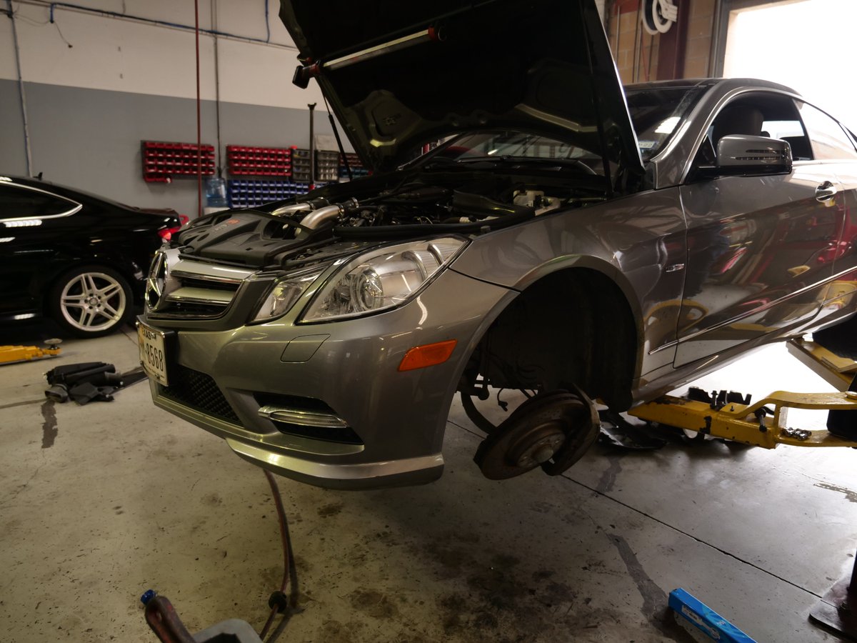 LinearAutomotiv's tweet photo. We specialize in European models handling everything from general repairs to factory scheduled maintenance, collision repair, and hail damage. Call 972-633-2201 to speak with our experts. https://t.co/hIyZmCcf73