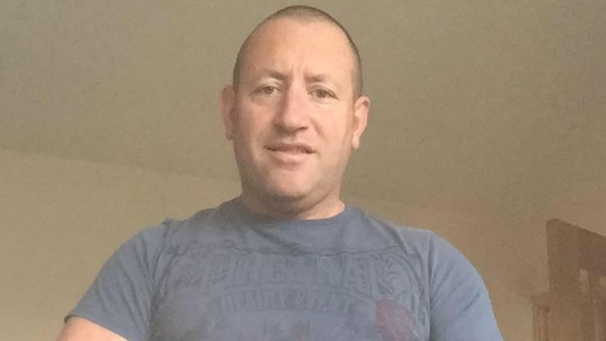 Дэвида кэррика. Офицер полиции дельта грин. Офицер полиции. Офицер полиции дэвид бад. Офицер полиции дэвид бад.