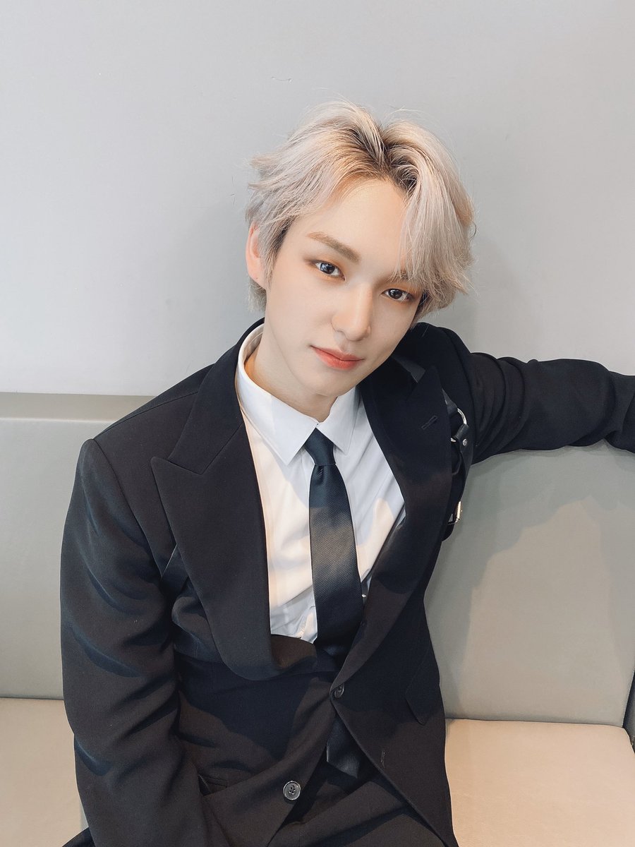 𝙘𝙝𝙖𝙣 𝙯𝙤𝙣𝙚 (@heochanzone) on Twitter photo 