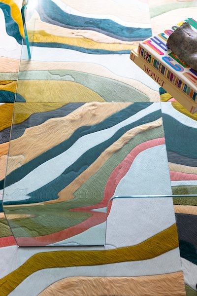 A colorful + textured vignette to brighten up your Monday! Custom cowhide rug by Kyle Bunting. Photo by Sara Essex Bradley.
#DetailShot #CustomRug #ResidentialVignette #Interiors #InteriorDesign #NANOArchitectureInteriors