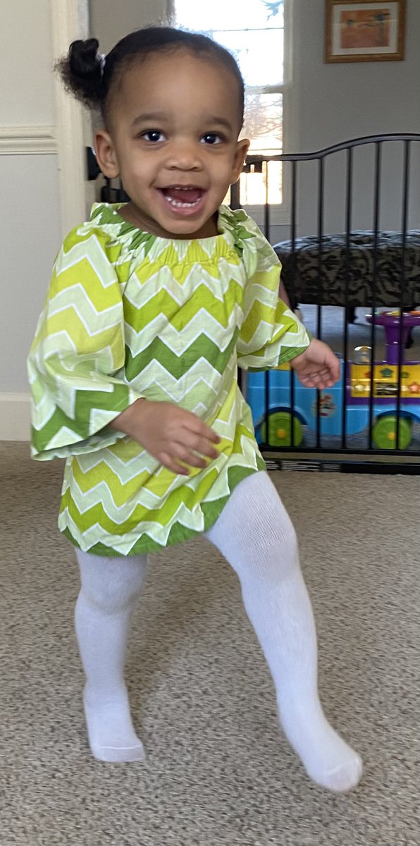 CooksonVern's tweet photo. @danielincandela My 1.5 year old says hi to your 1.5 year old https://t.co/RQdDbEnXyy