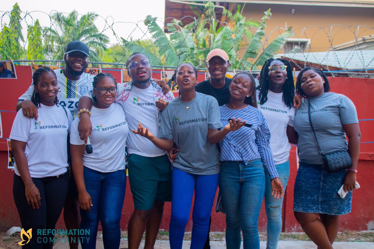 reformationgh's tweet photo. “Teamwork makes the dream work.”

@naniee_x @actuallysedz @yao_dg @_conduaba @Awura__Ama @chukwuthepainta @ohene_waae 💯 https://t.co/aN4tCA6WQf