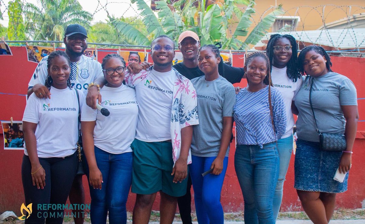 reformationgh's tweet photo. “Teamwork makes the dream work.”

@naniee_x @actuallysedz @yao_dg @_conduaba @Awura__Ama @chukwuthepainta @ohene_waae 💯 https://t.co/aN4tCA6WQf