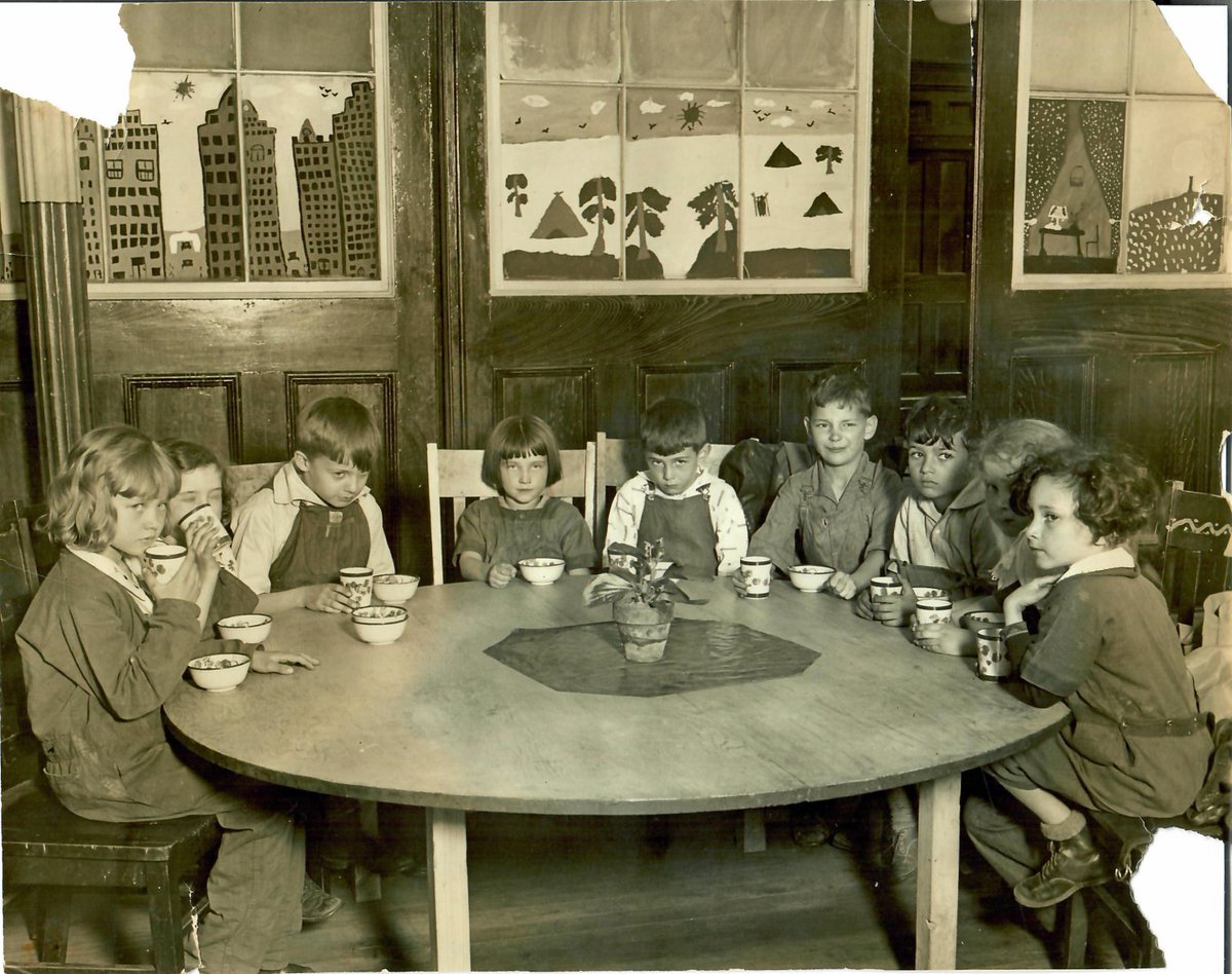 Join our friends at @LREI to celebrate their centennial celebration! Archivist <a href="/YukieOhta/">Yukie Ohta</a> will explore 100 years of the school’s #history through 10 objects on Jan 26th at 6pm via Zoom. Register here to learn more: villagepreservation.org/event/a-histor…