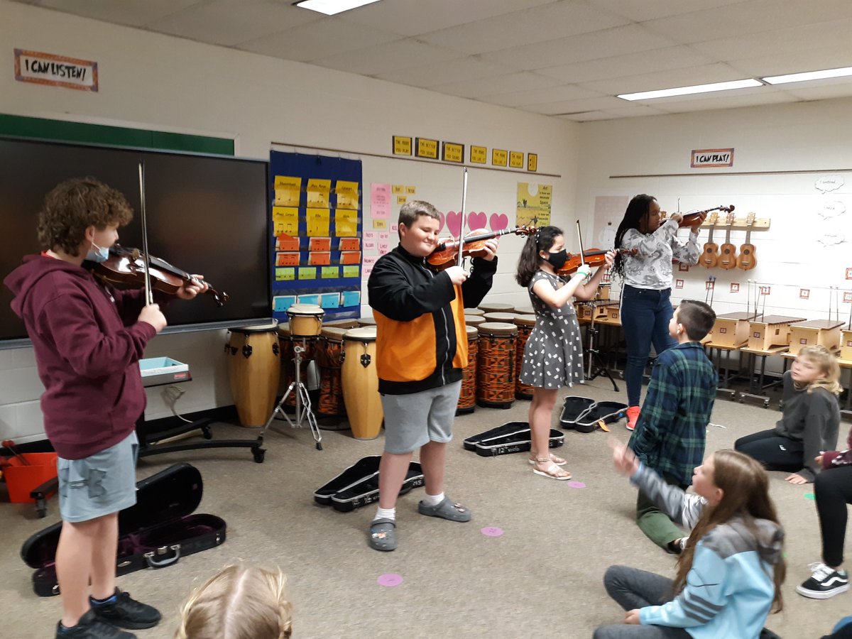 Camille DiTusa tweet media