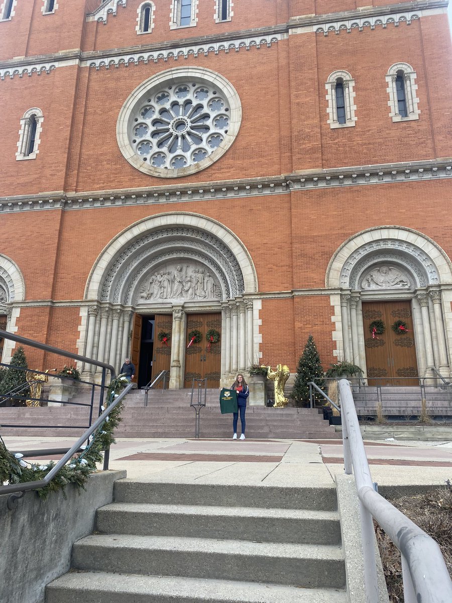 AlisonJeanFoley's tweet photo. First official visit to Saint Vincent College! I absolutely loved it here and it feels like home! Thank you for having me Coach Karr! @MySaintVincent https://t.co/SfitoJ2r78