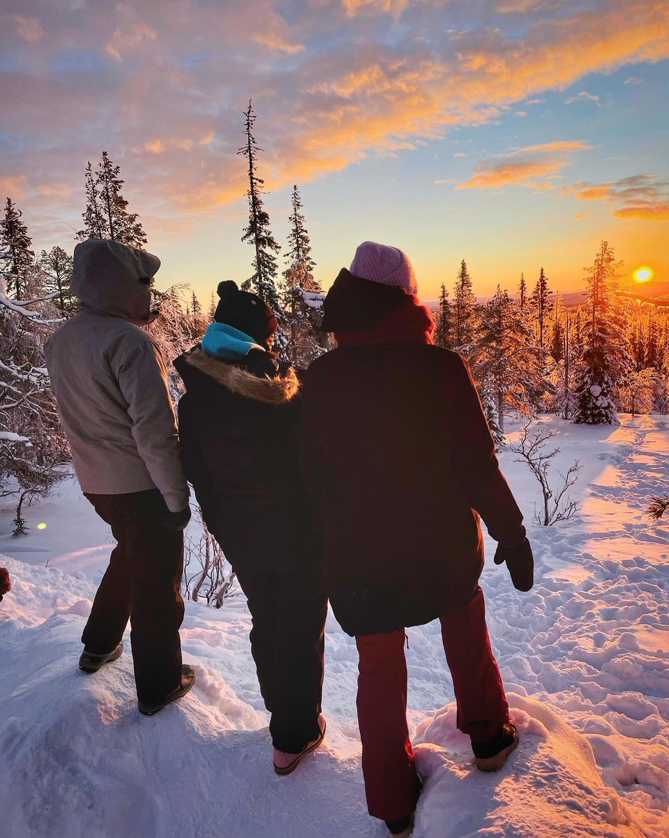 DJOrkidea's tweet photo. Holiday with family in Lapland ❤️ https://t.co/crFdkVp4Oy