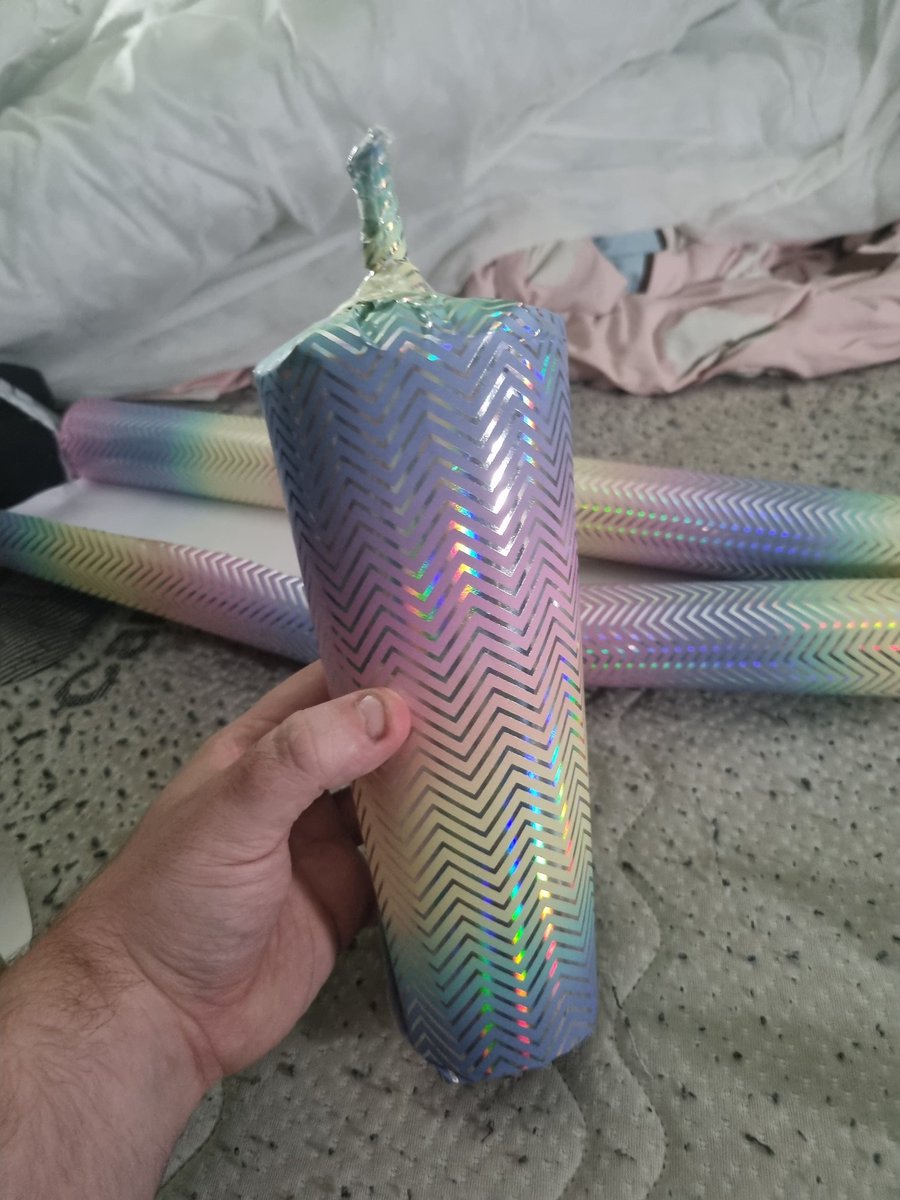 Channel_Fat's tweet photo. Do you think she can tell what it is? https://t.co/urBIr3VR67