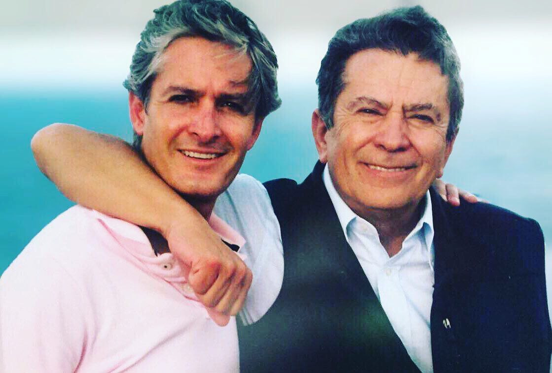 EmisorInformat2's tweet photo. Hoy se conmemora el III aniversario luctuoso de ALFREDO DEL MAZO GONZÁLEZ padre del gobernador del @Edomex @alfredodelmazo . https://t.co/JC2wJvpZkj
