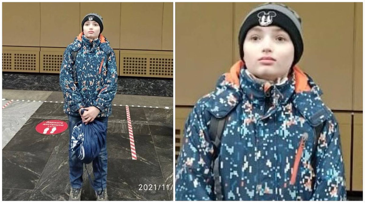 Друзья!

У наших коллег в Москве пропал ребёнок 

Просьба к находящимся в московском метро: если увидите сейчас этого мальчика - позвоните 89161261589, сообщите где он. Мальчика зовут Олег, общается с трудом. Одет — как на фото.