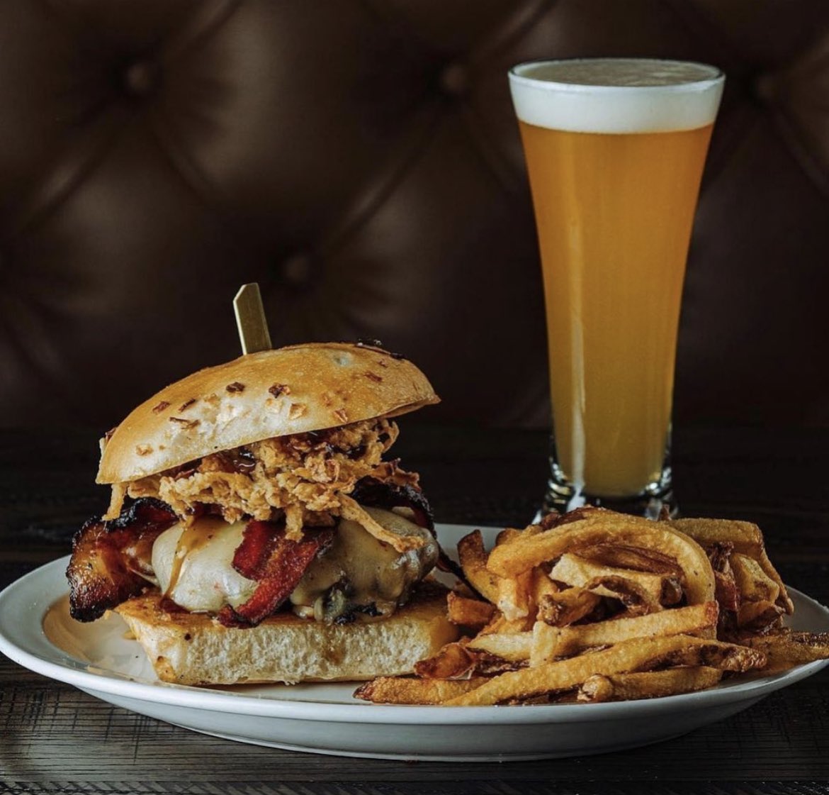 🔥The Big. Bad. Burger.🔥 Come catch this bad boy at your favorite location!🍔🤝
・・・
Pepper jack, jalapeño bacon, house-made onion straws, bourbon glaze &amp; jalapeño relish, served on our sweet onion roll.
