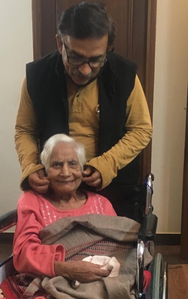 VivekBansal72's tweet image. Essense  of my life  , my mother has left for heavenly abode, life appears to be rudderless