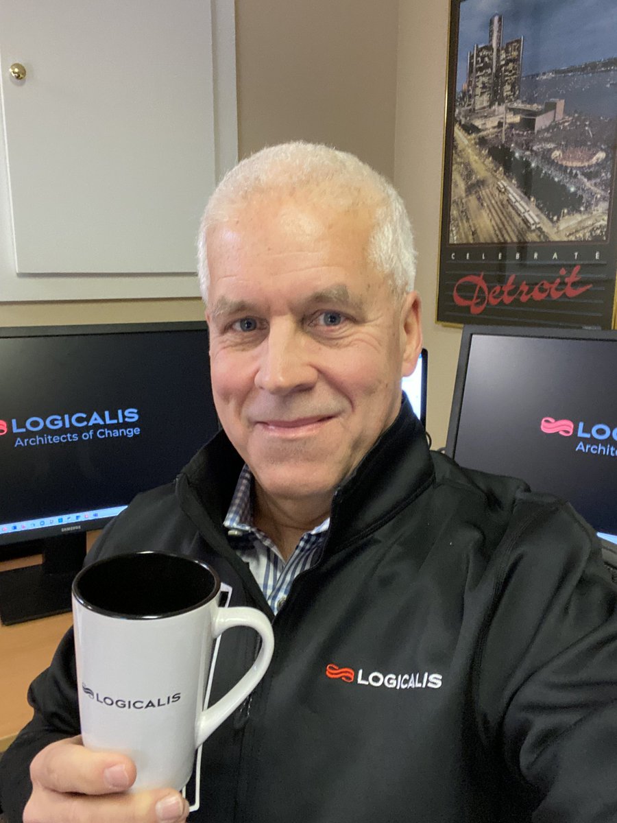jhegarty22's tweet image. Enjoying my Logicalis ‘welcome to the team’ SWAG. Thank you!  #LogicalisUS #architectsofchange #thankyou