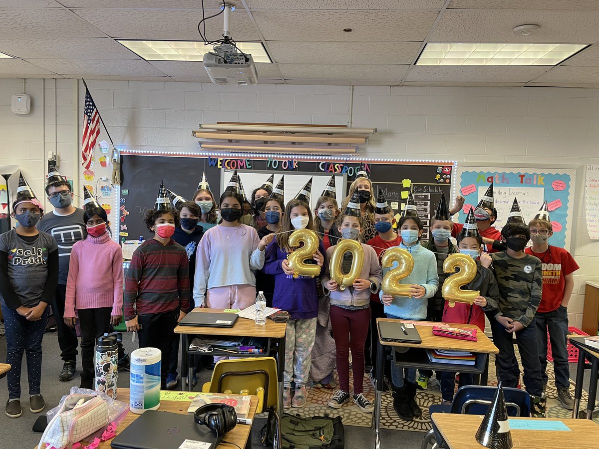 Kicking off 2022 with a celebration and a list of what we’d like to see more and less of this year! <a href="/oakhilles/">Oak Hill Elementary</a>