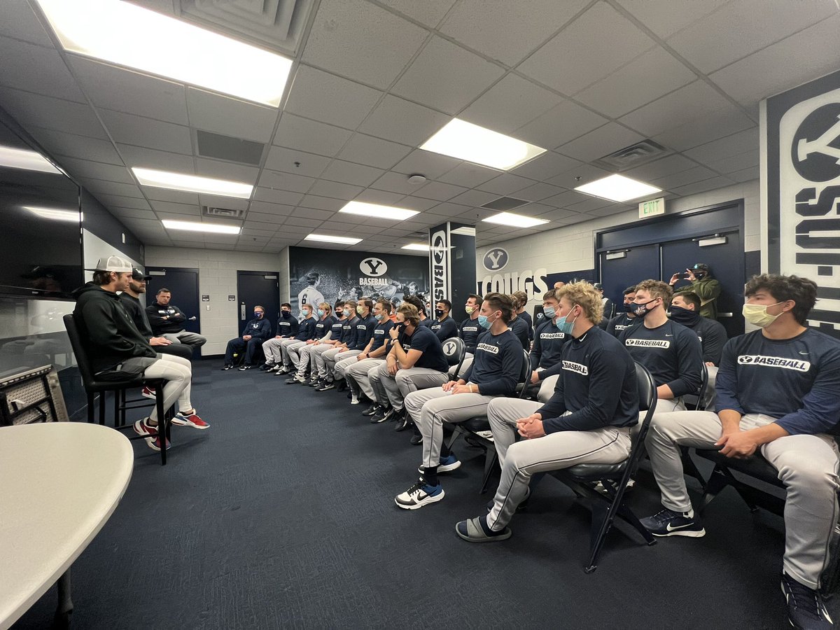 BIG TIME THANK YOU to <a href="/bryceharper3/">Bryce Harper</a> and <a href="/bryson_stott10/">Bryson Stott</a> for chatting with our team today!!

#BYUBASEBALL #GoCougs