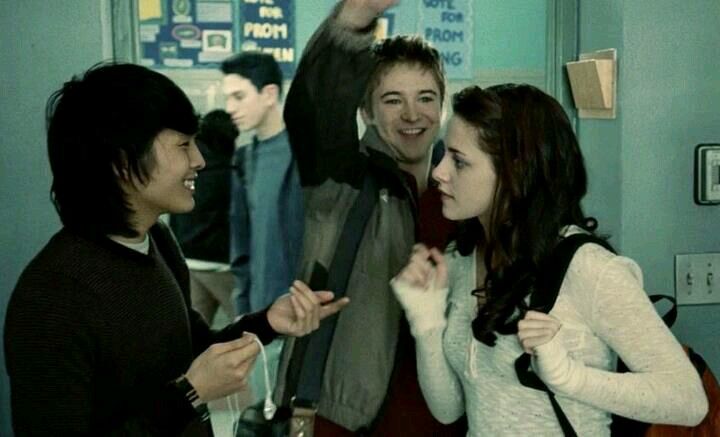 twilightreborn's tweet image. when it's raining but he doesn't ask you how you likin' it 😞