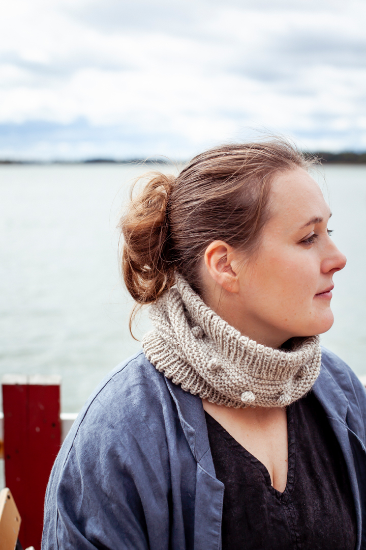 pompommag's tweet photo. 💫 ‘Compassion speaks volumes in the quietest way, letting someone know you are there for them, no questions asked.’ – Veera Välimäki 💫
Both The Lounger by Joji Locatelli and the Owl Cowl by Veera Välimäki are inspired by the word 'compassion'.
#Knitting #PomPomPress https://t.co/yY9bG0s5YL