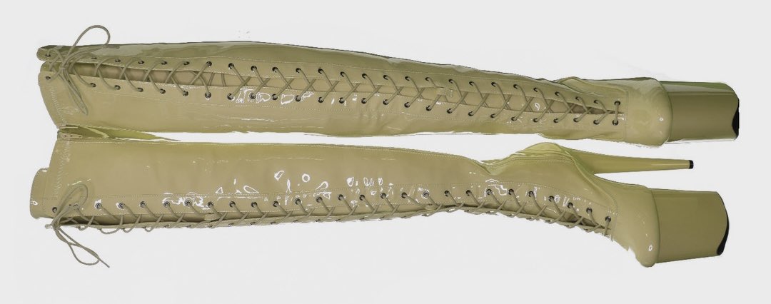 genesis fawn (@genesisfawn) on Twitter photo 