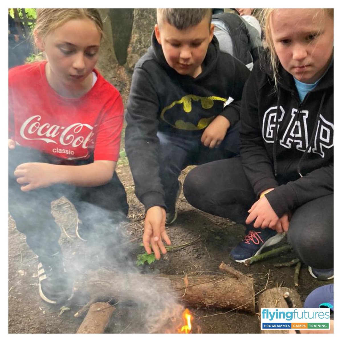 FlyingFutures's tweet photo. Is there anything more mesmerising than building a camp fire? 🔥
#flyingfuture #firebuilding #campfire #residential #mesmerised #adventure https://t.co/NbRxkueYCV