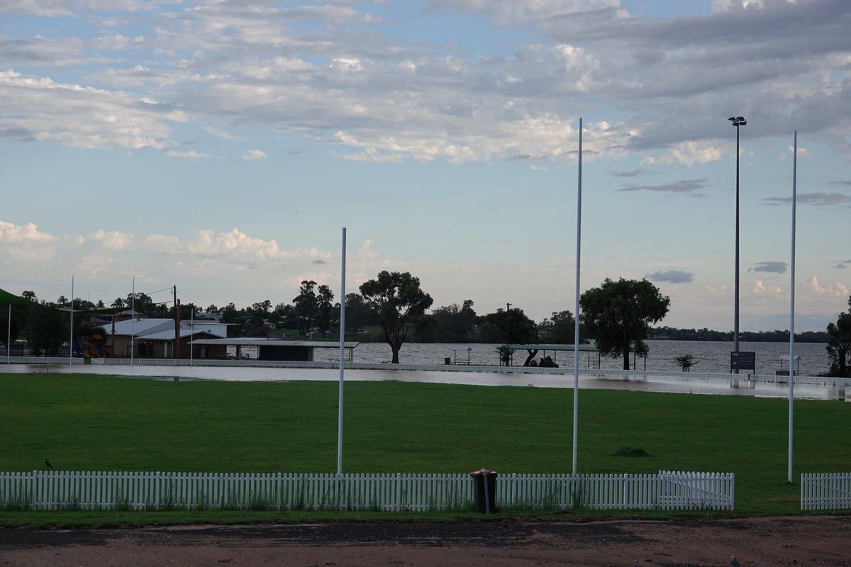 Intense storm cell ripped through Lake Cargelligo around 5.30am this morning with destructive winds and heavy rain. Lots of trees down and flash flooding. <a href="/BOM_NSW/">Bureau of Meteorology, New South Wales</a> <a href="/weatherzone/">Weatherzone</a> <a href="/ABCRural/">ABC Rural</a>