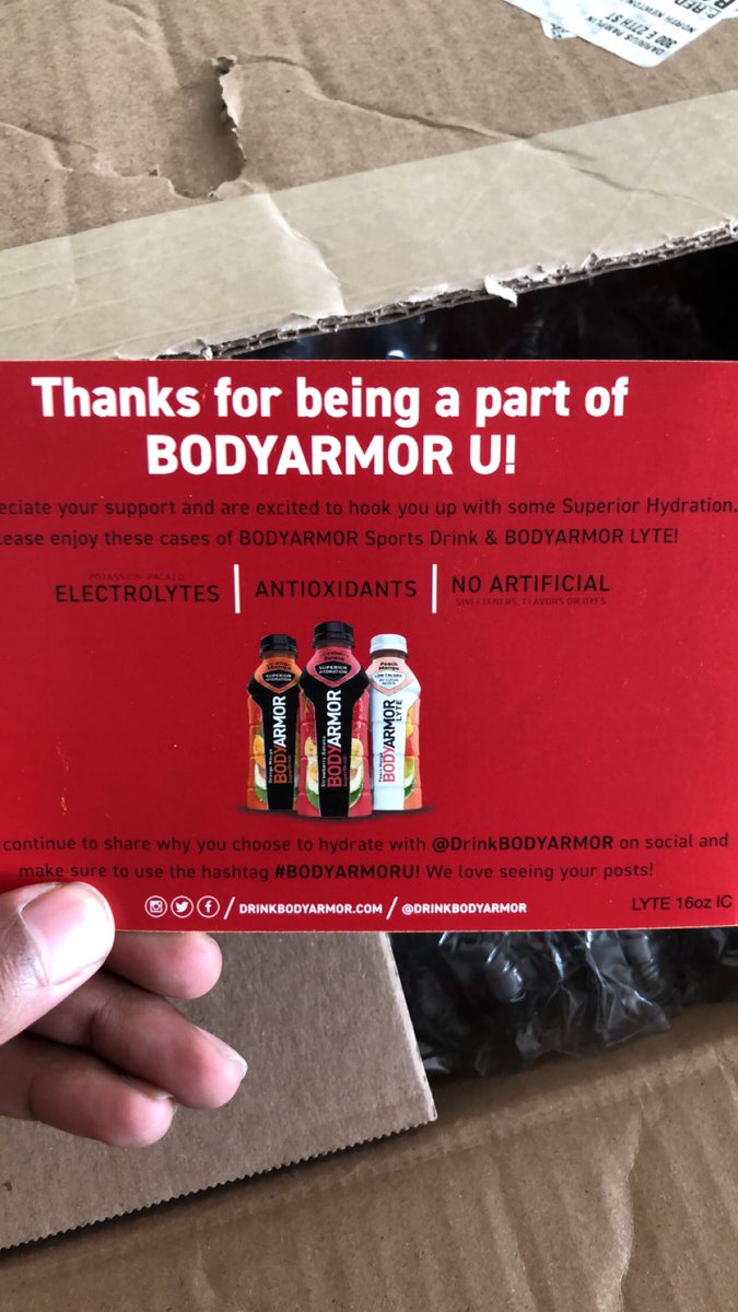 PamplinDarrius's tweet photo. appreciate it! @DrinkBODYARMOR
#BODYARMORU https://t.co/SVWK0LLtpP
