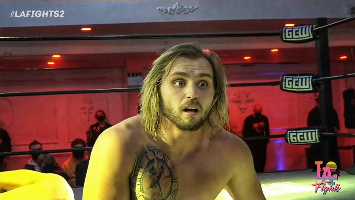 CharlotteKyoto's tweet photo. #LucasRiley vs #MattVandagriff @ #LAFIGHTS2 https://t.co/1QDydHiTLU