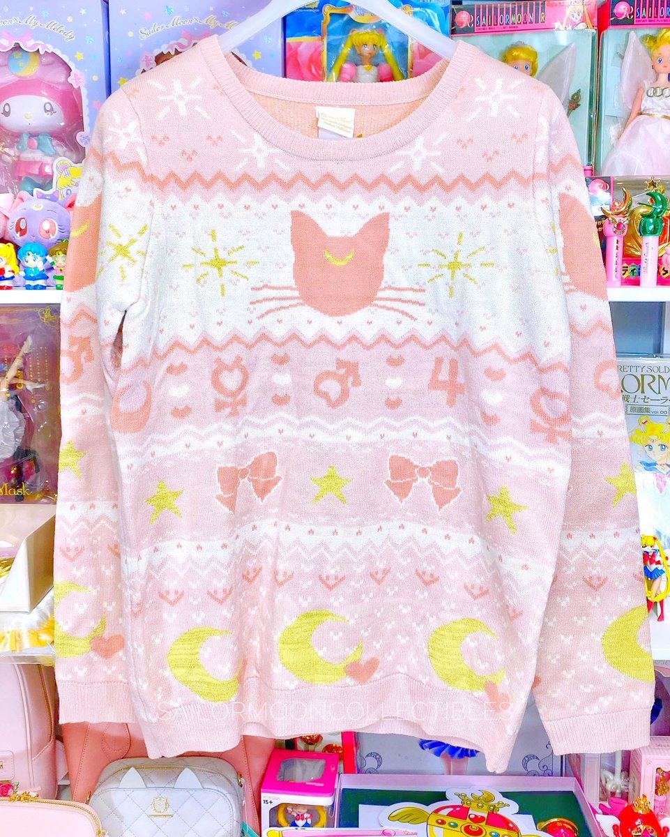 you’ll find me in this sweater all winter long ❄️ #sailormoon