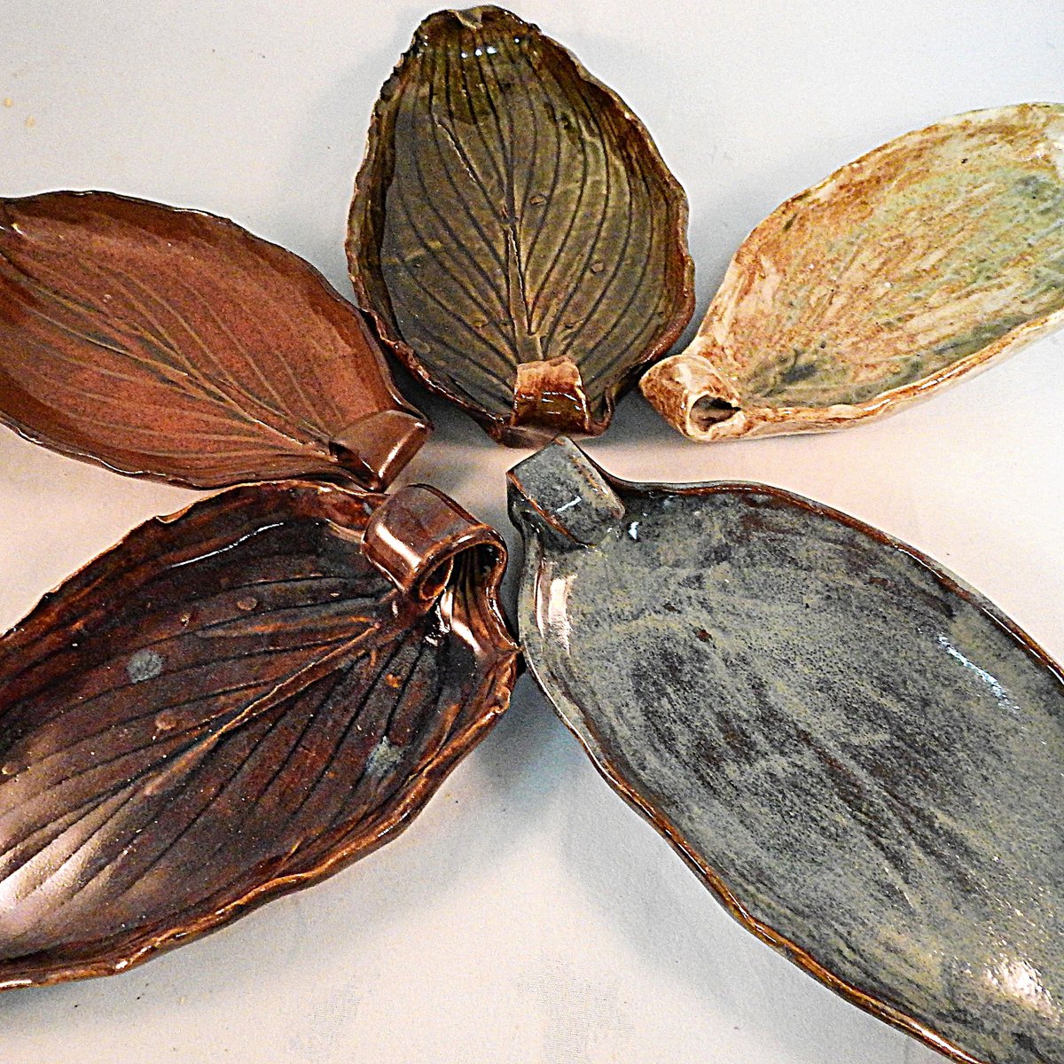 I have many of these ceramic leaves in several colours.  #ringdish #soapdish #ceramicleaf #handmadedish #leafdesign #stockingstuffer #mothersdaygift