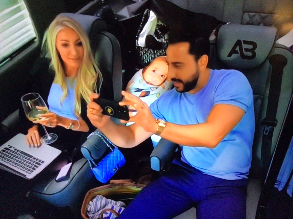 Katyography's tweet photo. This couple has a life size picture pillow of their baby just rolling around in their backseat &amp; it is stressing me out. #JoshAndJosh https://t.co/wD2GwKq36Y