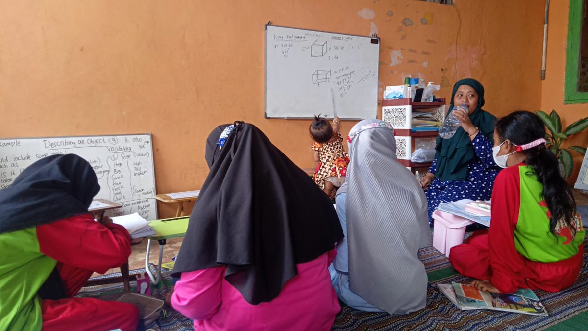 jiewoo's tweet image. Ketika Cikgu Cilik Beraksi 😅....