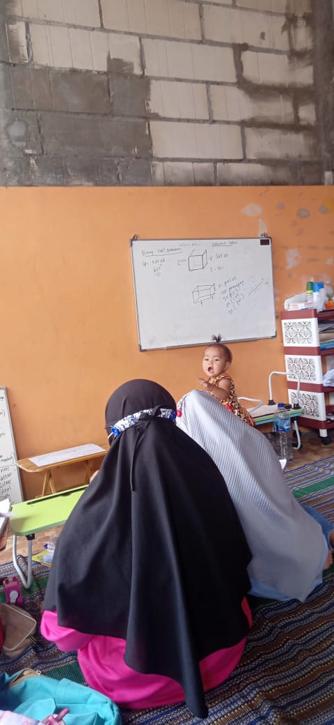 jiewoo's tweet image. Ketika Cikgu Cilik Beraksi 😅....