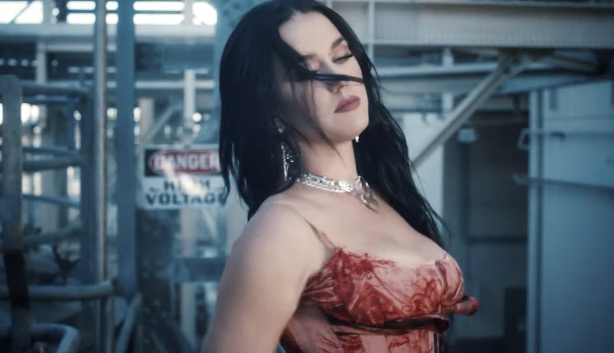 AngelaPerry_'s tweet image. Es el mejor video de todos los tiempos 😭😍😍💜 #KatyPerry #WhenImGone el vídeo de WHEN I'M GONE ya está disponible!!! vallan a verlo!!😍🤘🏻
Te Amo Katy Perry