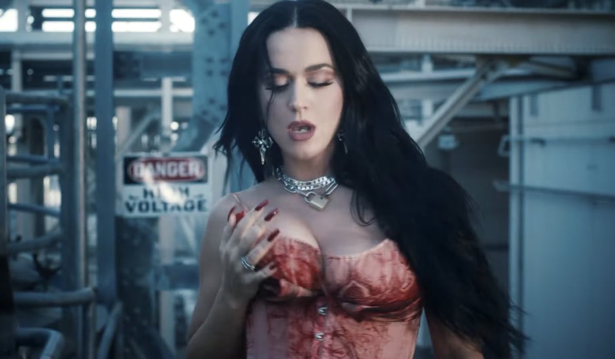 AngelaPerry_'s tweet image. Es el mejor video de todos los tiempos 😭😍😍💜 #KatyPerry #WhenImGone el vídeo de WHEN I'M GONE ya está disponible!!! vallan a verlo!!😍🤘🏻
Te Amo Katy Perry