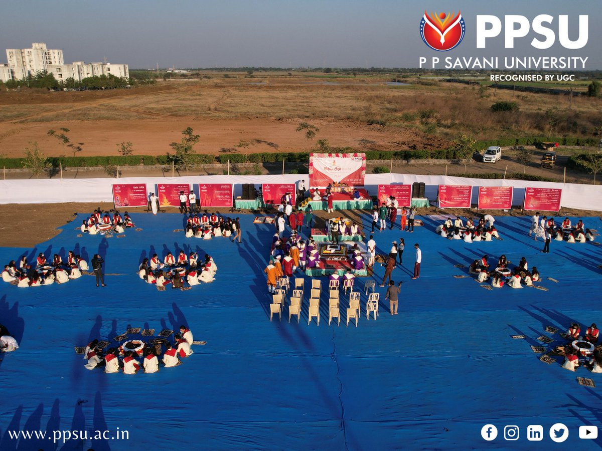 PPSavaniUni's tweet photo. P P Savani University, one of the finest universities of India, celebrated its 2nd Convocation ceremony on Sunday, January 9, 2022, at the University premises. The Convocation Ceremony was followed by Dikshant Havan A Vedic Sanskriti.
#PPSU #PPSavaniUniversity #PPSUConvocation https://t.co/ZFxQhdoVuZ