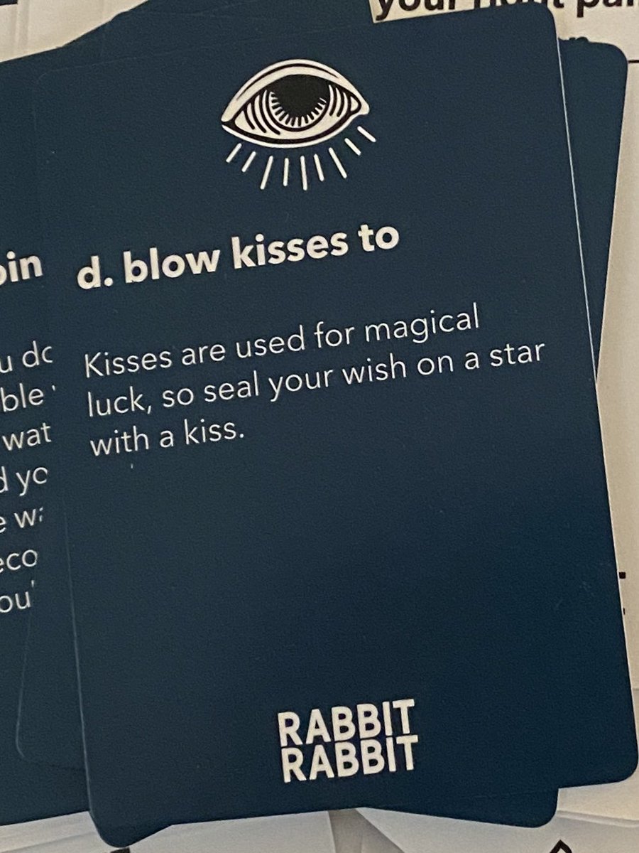 rabbitrabbitgo's tweet photo. Answer is d. blow kisses to 😘⭐️✨🤍☁️🐇🐇 https://t.co/qwGEVa1xBI