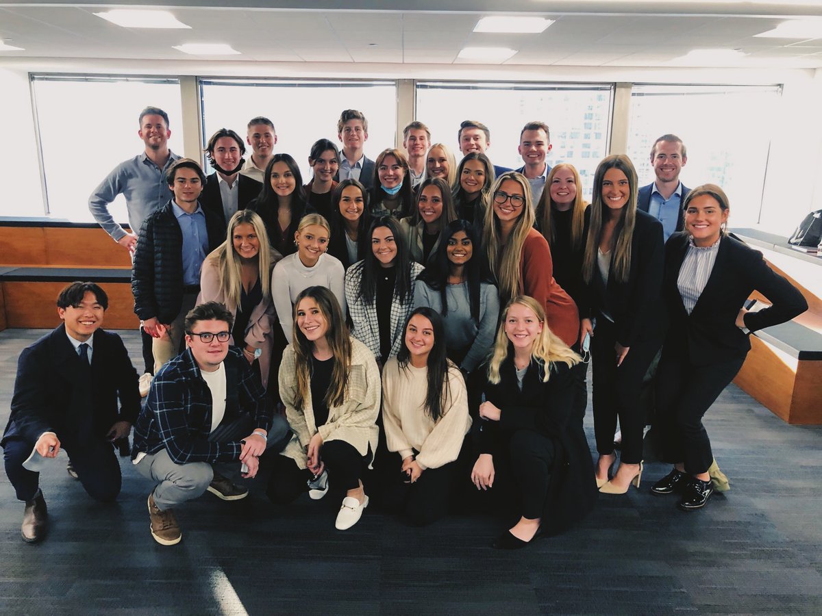 DSPEpsilon's tweet image. DSP was back in action this past fall with a professional trip to Chicago! A huge thank you goes out to @ArriveLogistics @WeArePHMG @avionosllc and the University of Iowa Real Estate Alumni Network for hosting us and giving us eye-opening experiences!