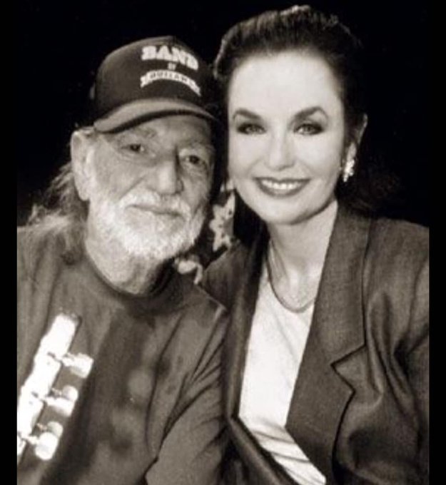 Happy Birthday to Crystal Gayle who turns 71 today!   Pictured here with Willie Nelson. 