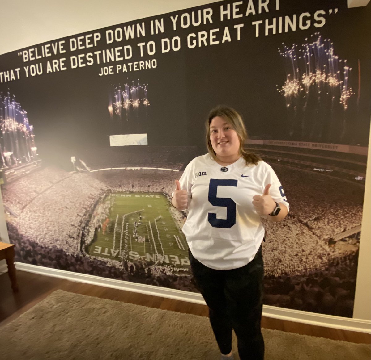 My daughter finally got the only Christmas gift she really wanted…a Jahan Dotson @H55ZY jersey! WE ARE!
