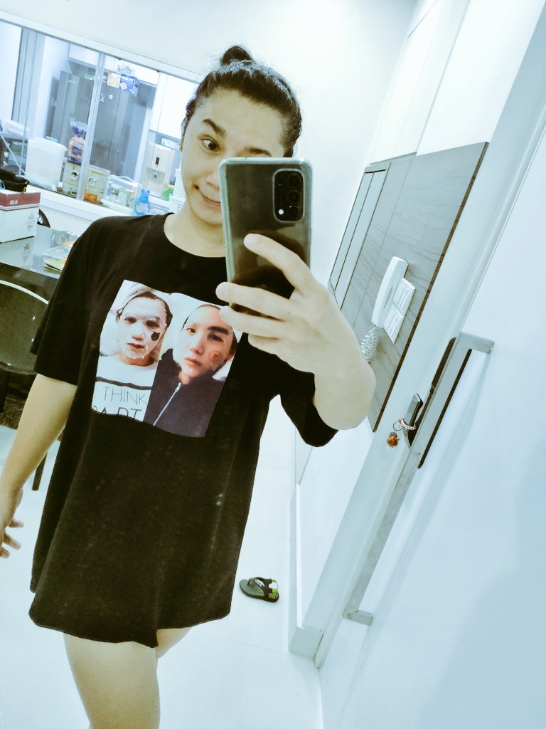 QhrystynY's tweet photo. Tell me your bias without telling me his your bias 😅 https://t.co/s7gVo90EsG