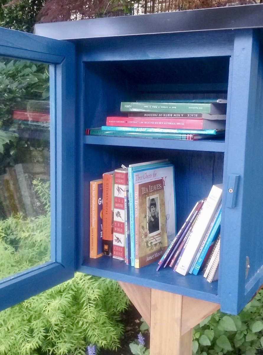 Booklicious5's tweet image. Encourage and involve !
 #Freebooks  #bookhelp
#BookBoost