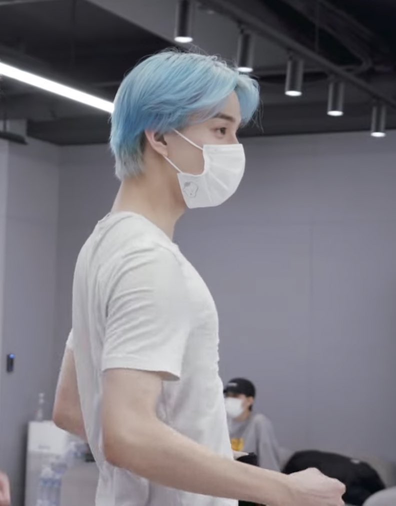 ayyxch's tweet photo. Preorder 🛒 แมสจองอู 50 ชิ้น 
มีให้เลือก 2 size น้า 🐶 

💸450  

✈️รอ 7-14 วัน 
📌ค่าส่งกล่องแรก 50 กล่องถัดไป+10

✨대형 ไซส์ปกติใส่ได้ทั้ง ผช ผญ 
✨소형  ไซส์เล็ก เหมาะกันคนหน้าเล็กๆ หรือเด็กน้า

#ตลาดนัดnct #แมสจองอู #แมสเก��หลี #พรีออเดอร์เกาหลี https://t.co/HNXSDUihCQ